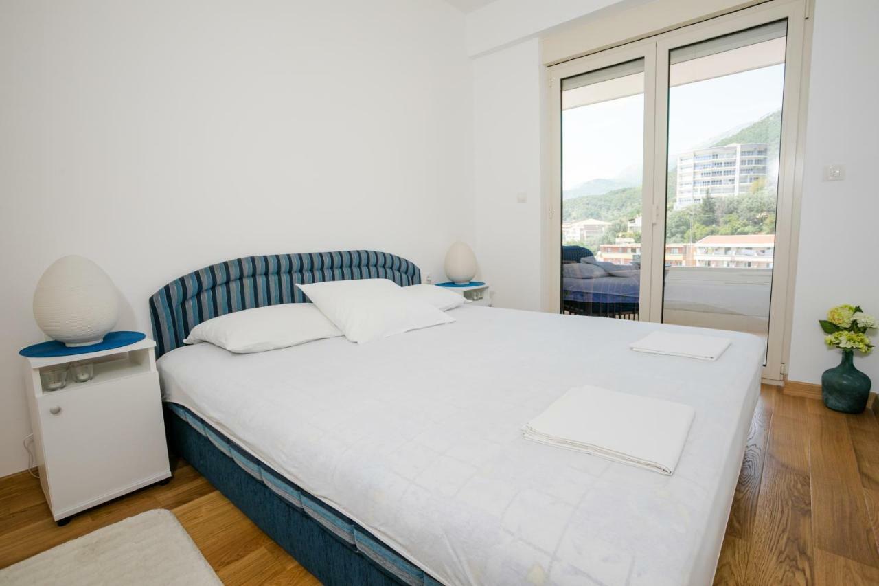 Apartment With Sea View ラファイロヴィチ エクステリア 写真