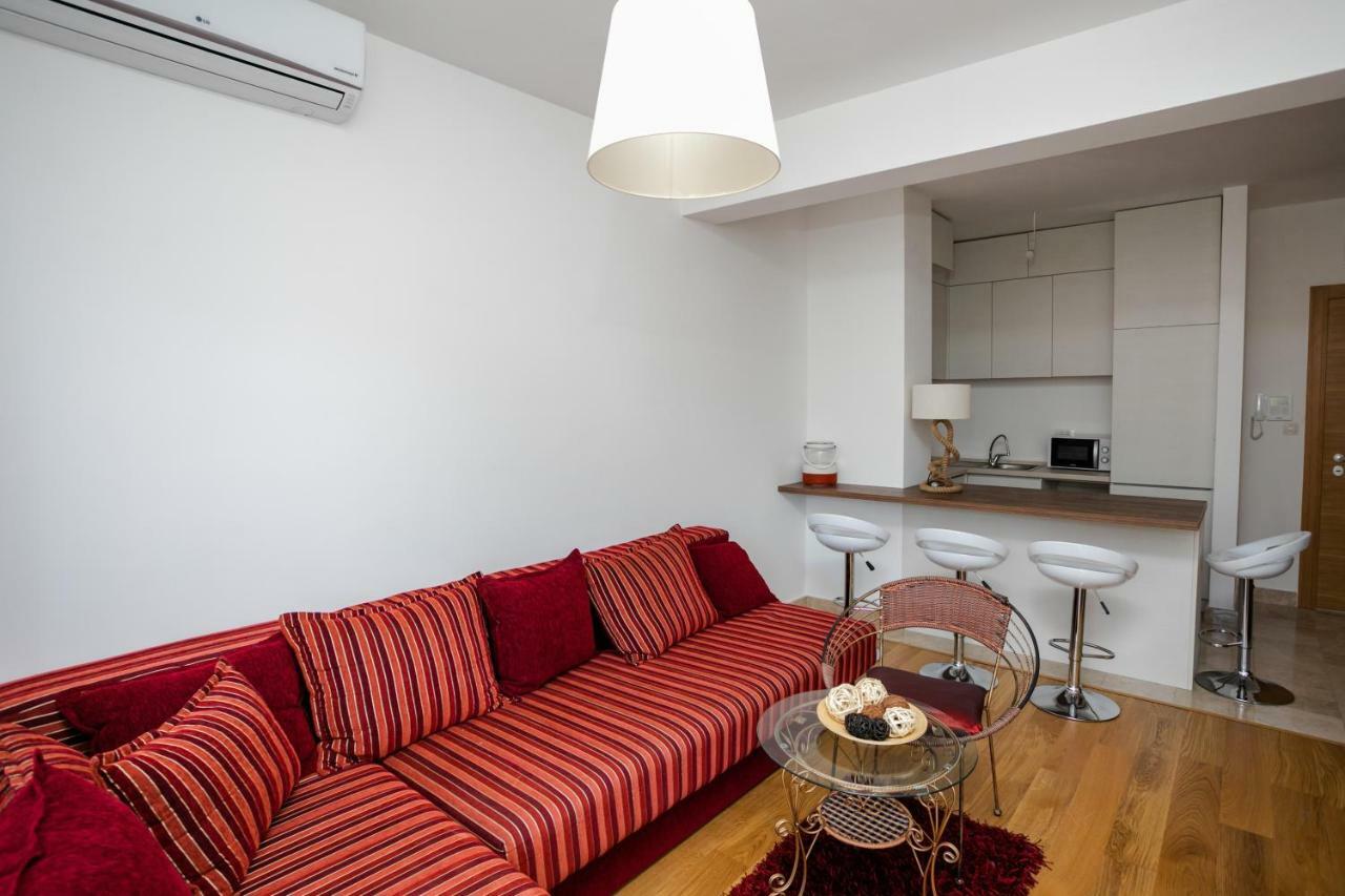 Apartment With Sea View ラファイロヴィチ エクステリア 写真